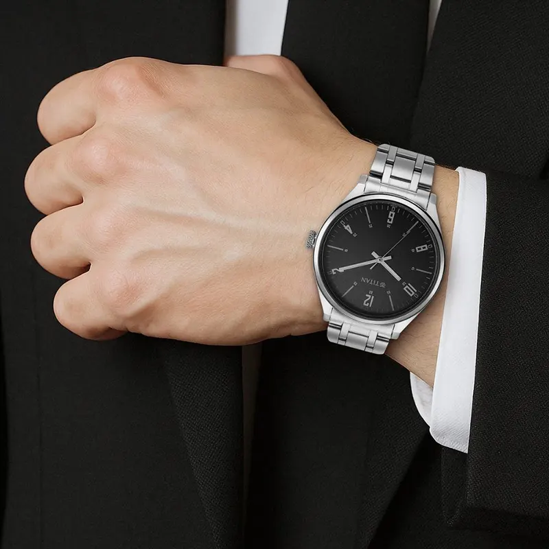 Titan Workwear Wrist Wit Black Dial Men's Watch | 1802SM10