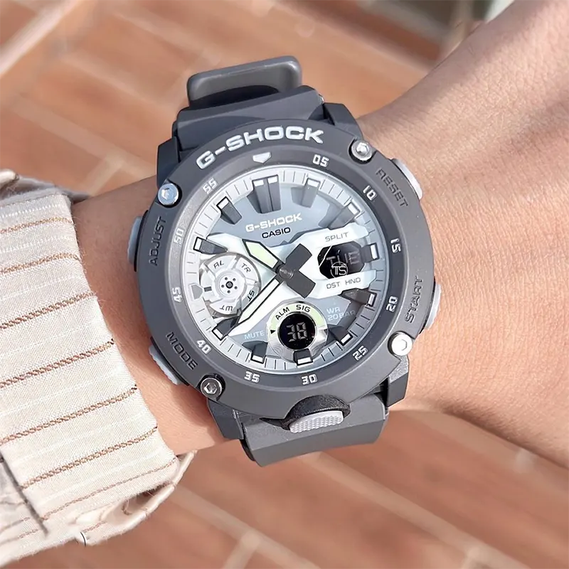 Casio G-Shock GA-2000HD-8A Hidden Glow luminescent Men's Watch