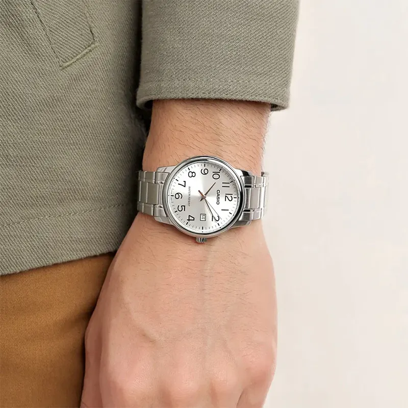 Casio Enticer Silver Dial Men's Watch | MTP-V002D-7B