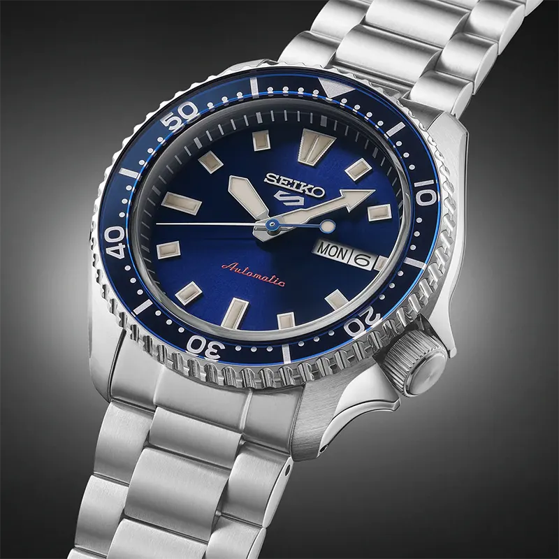 Seiko 5 Sports SKX’s Iconic Automatic Blue Dial Men's Watch | SRPL83